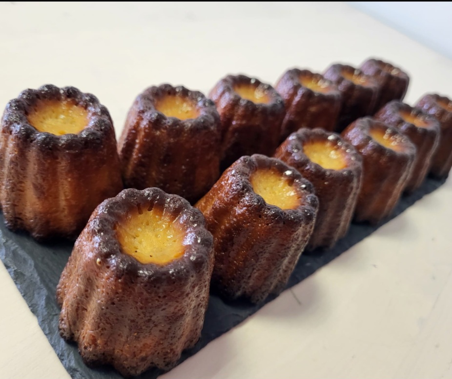 2 Cannelés maison 