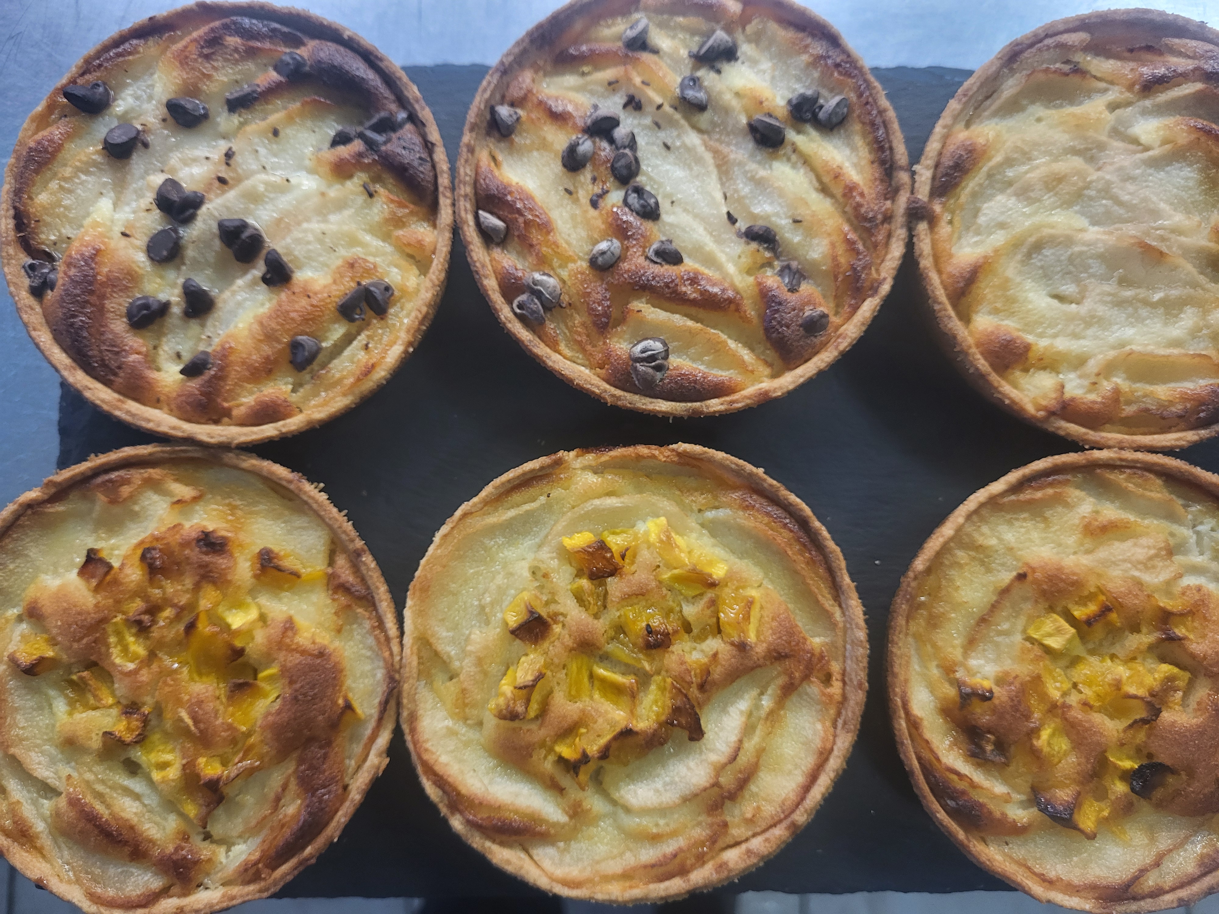 Tartelette frangipane poire copeaux de chocolat 